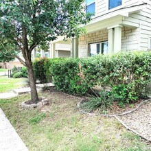 107 Gambel Oak Way in San Marcos, TX - Building Photo - Building Photo