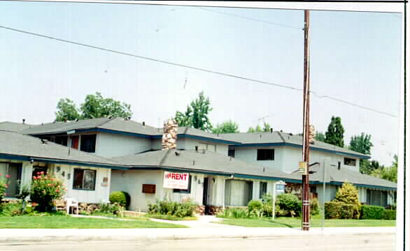 San Antonio North Apartments in Pomona, CA - Building Photo - Building Photo