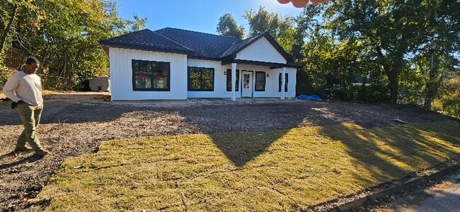 3112 St Louis St in Columbia, SC - Building Photo - Building Photo