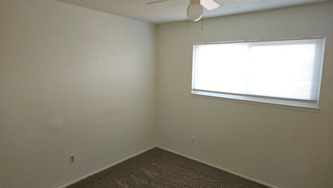 1017-1019 Sonora Ave in Modesto, CA - Building Photo - Building Photo