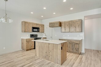 2582 E 600 N in Spanish Fork, UT - Building Photo - Building Photo