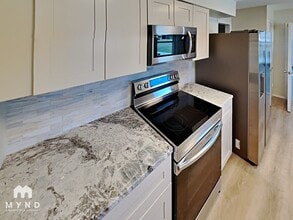 1511 W Del Webb Blvd in Sun City Center, FL - Building Photo - Building Photo