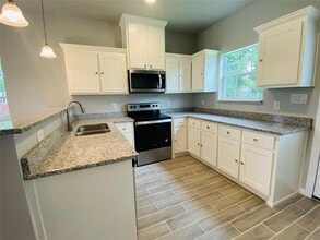 4705 Washington St in Greenville, TX - Building Photo - Building Photo