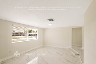 4921 Daphne St in New Port Richey, FL - Building Photo - Building Photo