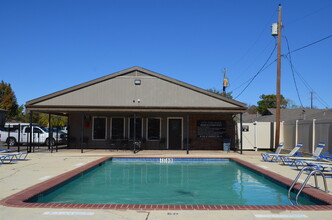 The Regency in Paris, TX - Building Photo - Building Photo