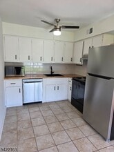 2007A Stonegate Ln in Stanhope, NJ - Building Photo - Building Photo