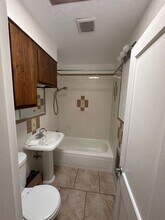 2518 Alvarado Dr NE in Albuquerque, NM - Building Photo - Building Photo