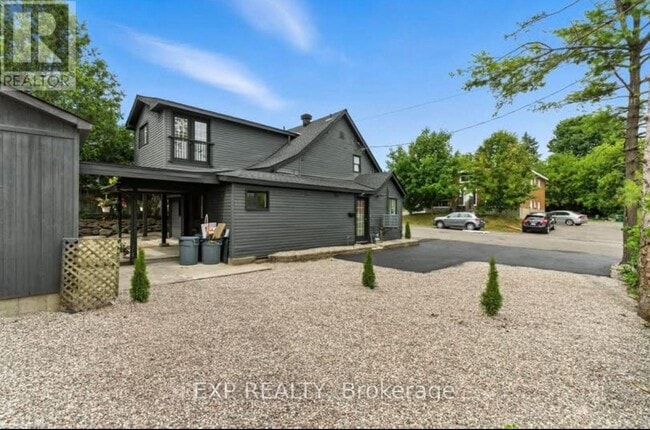 property at 564-564 Brunel St