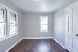 3717 N 42nd St in Omaha, NE - Building Photo - Building Photo