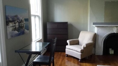 182 Bowen St, Unit #10 in Providence, RI - Building Photo - Building Photo