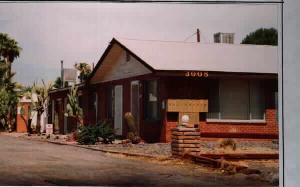 Baker's Apartments in Phoenix, AZ - Building Photo - Building Photo