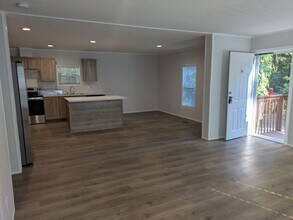 1118 Old Tar Landing Rd in Jacksonville, NC - Building Photo - Building Photo