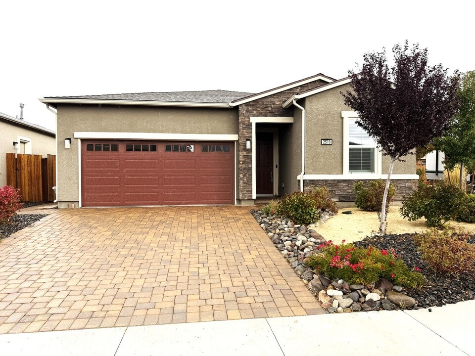 2510 Umpqua Ct in Sparks, NV - Building Photo