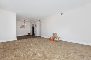 Longwood at Southern Hills