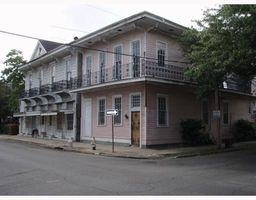 2501 Carondelet St in New Orleans, LA - Building Photo - Building Photo