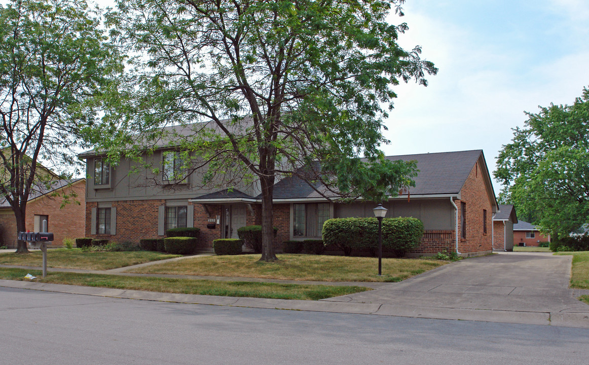 1252 Donson Dr in Dayton, OH - Building Photo