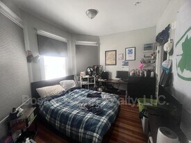 247 L St in Boston, MA - Building Photo