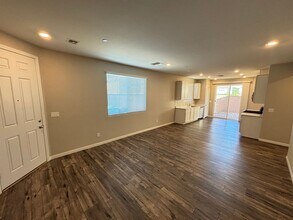 2820 Mozia Ct in Henderson, NV - Building Photo - Building Photo