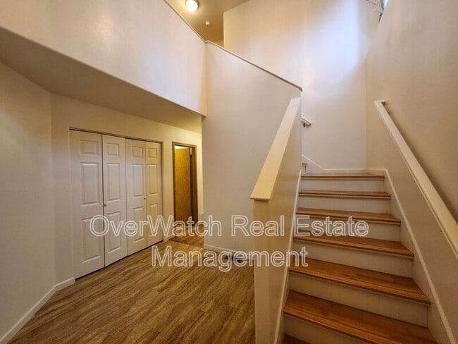 property at 4041 Lunar Dr