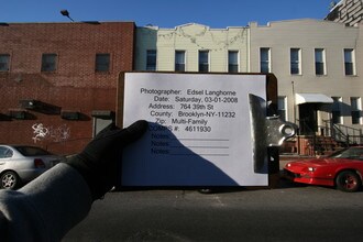 764 39th St in Brooklyn, NY - Foto de edificio - Other