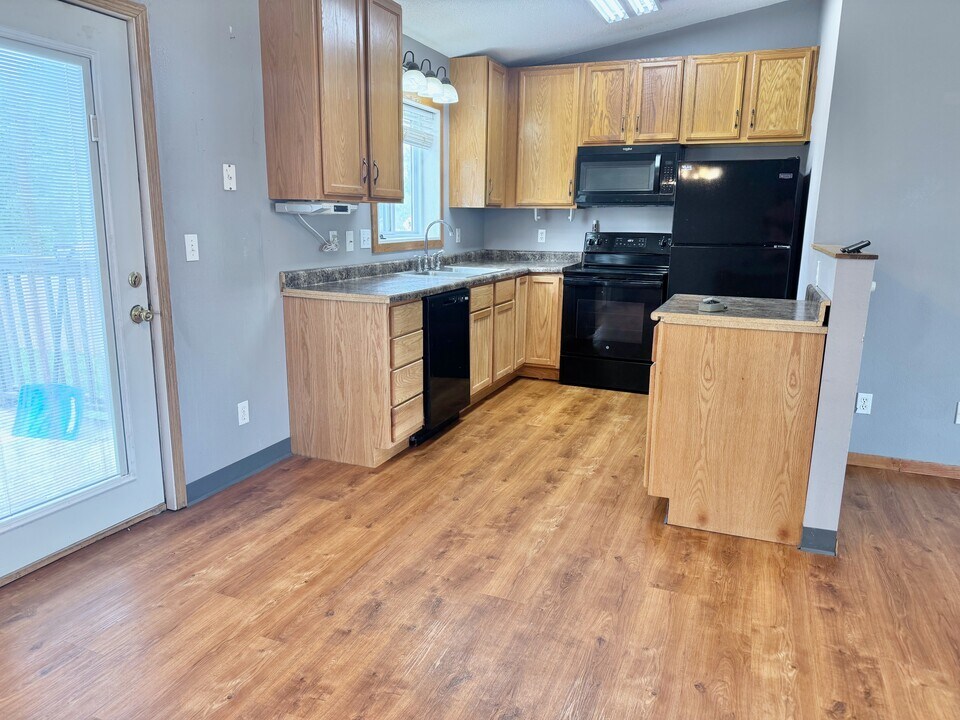5141 7th Ln S in Fargo, ND - Building Photo