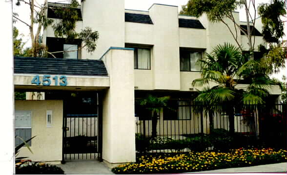 4513 Elizabeth St in Cudahy, CA - Foto de edificio