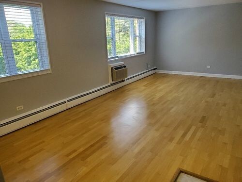 6161 N Hoyne Ave-Unit -401 in Chicago, IL - Building Photo - Building Photo