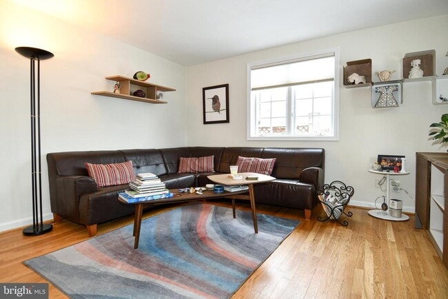 property at 854 N Liberty St