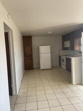 1605 Saunders St in Gatesville, TX - Building Photo - Building Photo