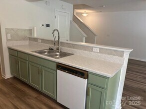 3220 Capitol Dr in Charlotte, NC - Building Photo - Building Photo