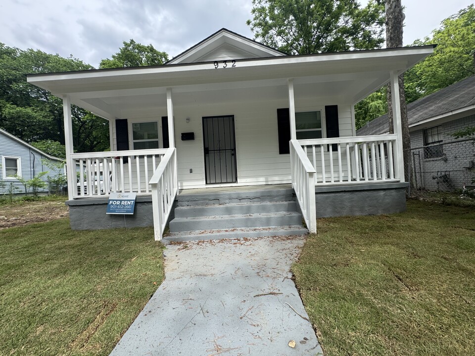 932 Emmie St in Memphis, TN - Building Photo