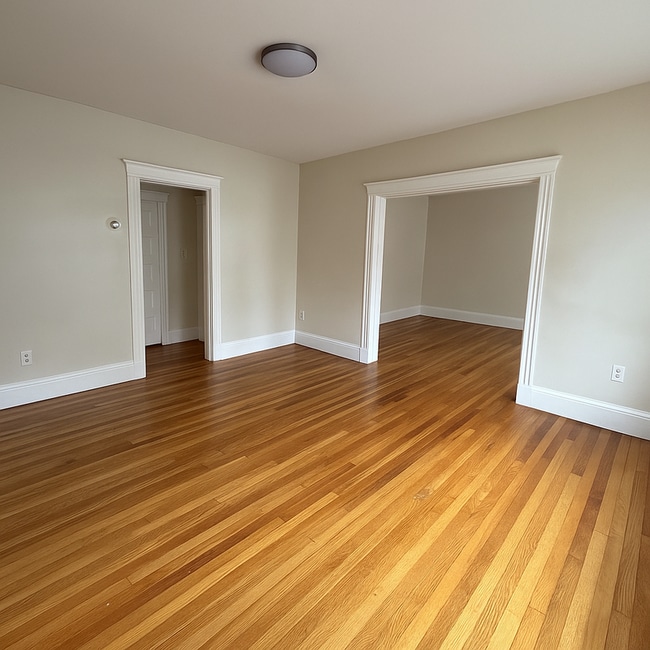 26 Hanover St in Lynn, MA - Building Photo - Building Photo