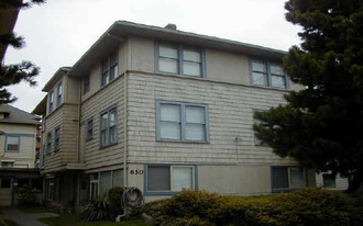 Campus West Apartments