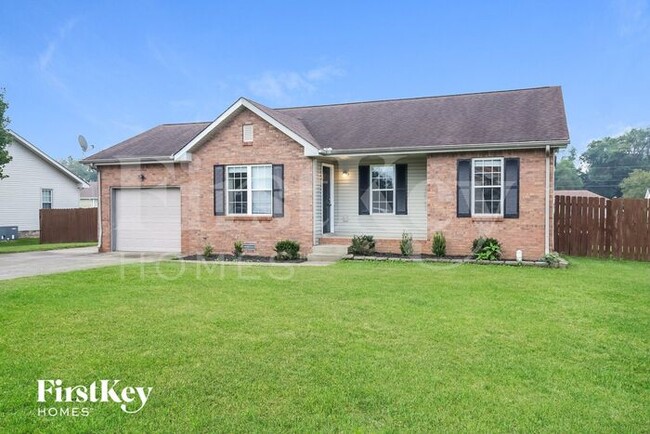 3240 Tabby Dr in Clarksville, TN - Building Photo - Building Photo