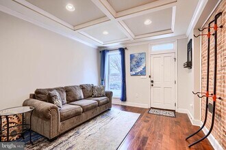 1730 E Chase St in Baltimore, MD - Building Photo - Building Photo