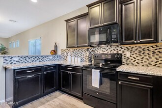 18069 W Tasha Dr in Surprise, AZ - Building Photo - Building Photo