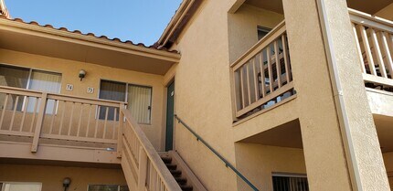 321 Inger Dr in Santa Maria, CA - Foto de edificio - Building Photo