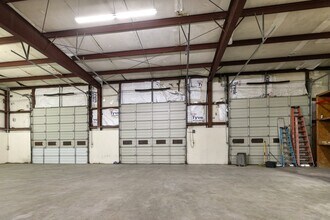 7302 Domino Ln in Houston, TX - Building Photo - Building Photo