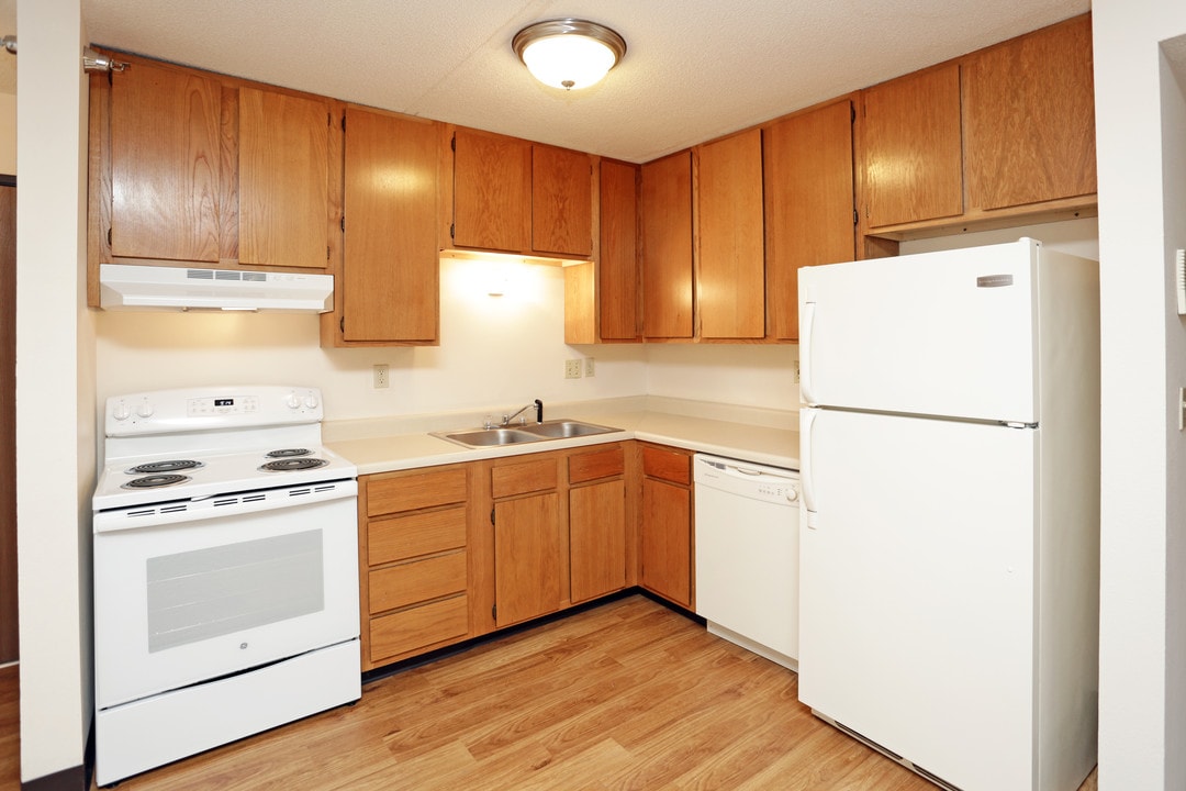 Total Property Management 528-530 Welch Ave. in Ames, IA - Foto de edificio