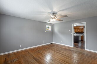 1214 Helena Dr in Chattanooga, TN - Building Photo - Building Photo