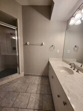 4949 NW 1st Pl in Gainesville, FL - Building Photo - Building Photo