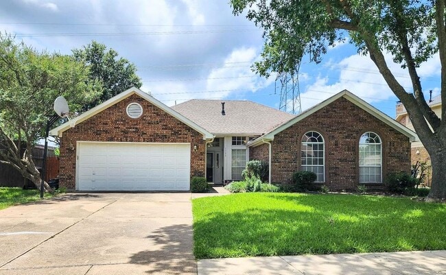 property at 3708 Racquet Ct