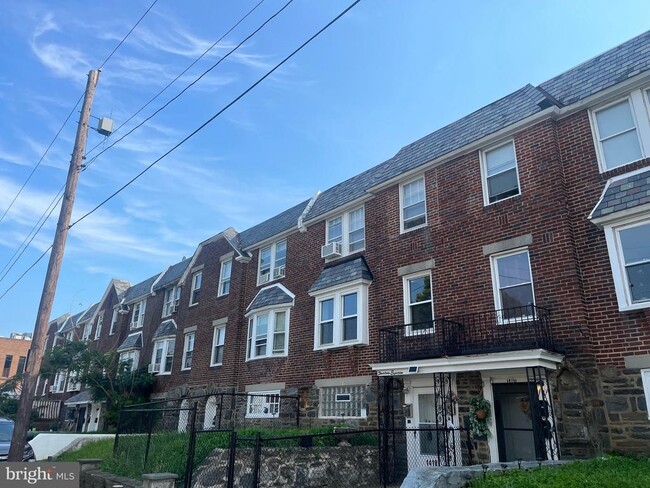 property at 1418 Greeby St