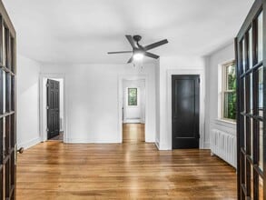 99 Bradford Ave in Crafton, PA - Building Photo - Building Photo