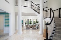 2595 Half Moon Walk in Naples, FL - Foto de edificio - Building Photo