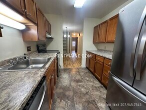 54a Longrale Park in Bangor, ME - Foto de edificio - Building Photo