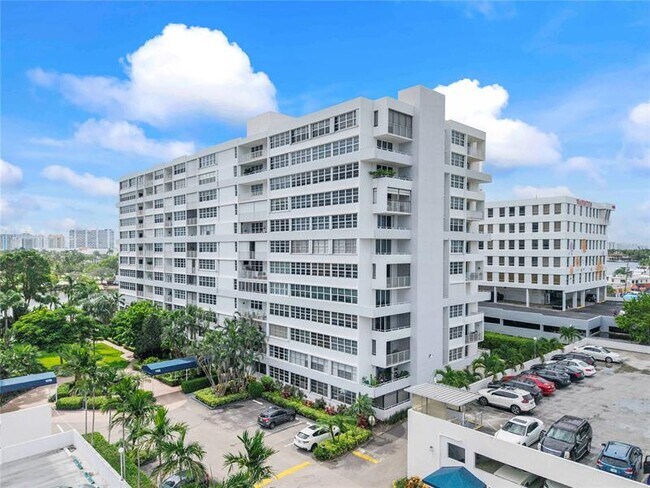 property at 1160 N Federal Hwy