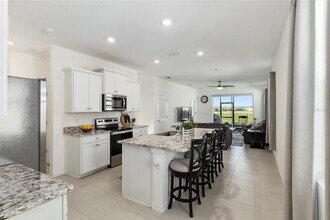 5360 NW 46th Ln Rd in Ocala, FL - Building Photo - Building Photo