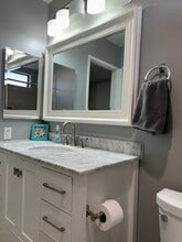 15169 Magnolia Blvd, Unit Unit B in Sherman Oaks, CA - Building Photo - Building Photo