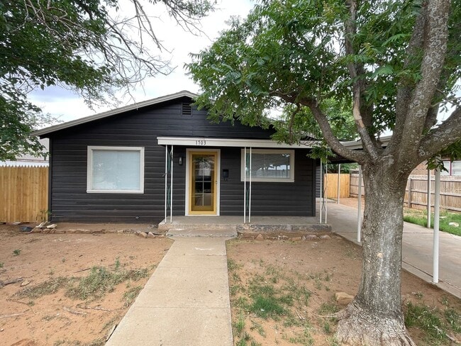 property at 1703 N 14th St